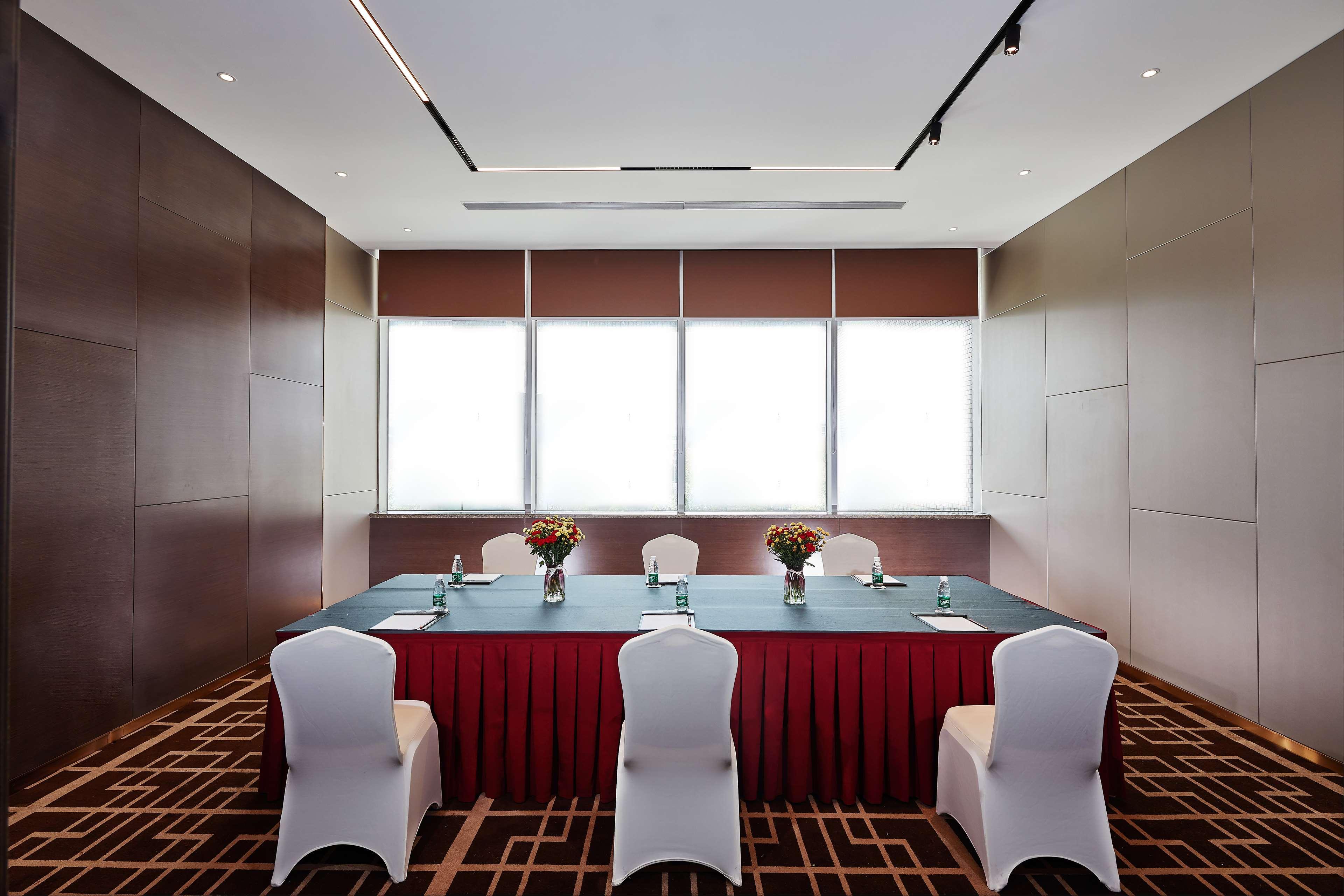 Готель Park Plaza Beijing Science Park Екстер'єр фото